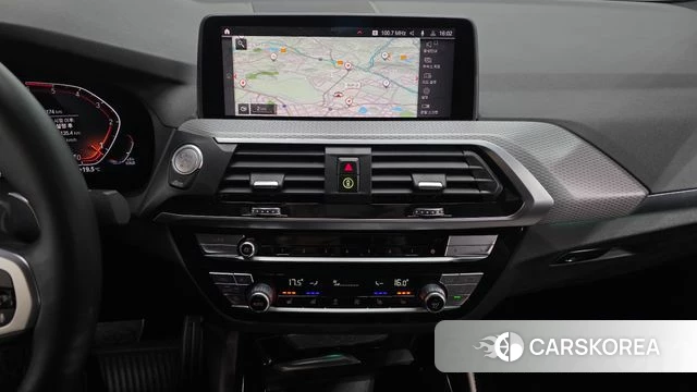 BMW X4 (G02) 2021 Черный из Кореи, фото 4