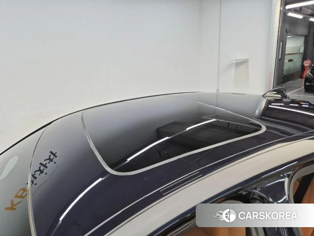 BMW 5 Series (G30) 2023 Черный из Кореи, фото 4