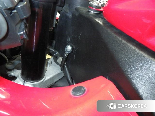 Проданный Suzuki GSX-R600 id 3998835 из Японии, фото 3