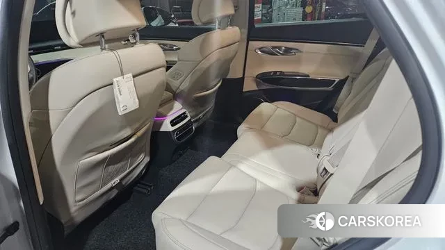 Genesis GV70 2022 Белый из Кореи, фото 4