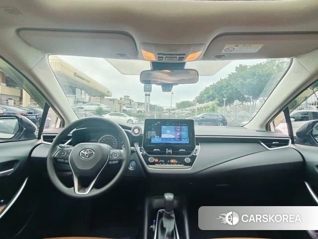 Toyota Corolla 2023 Белый из Китая, фото 4
