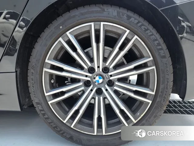 BMW 3 Series (G20) 2022 Черный из Кореи, фото 4