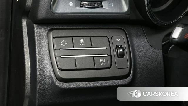 Ssangyong Tivoli Armor 2018 Синий из Кореи, фото 4