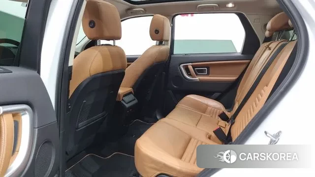 Land Rover Discovery Sports 2018 Белый из Кореи, фото 4