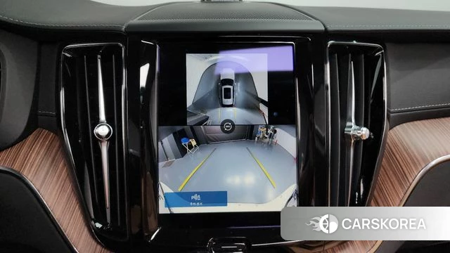 Volvo XC60 second Generation 2023 Белый из Кореи, фото 4