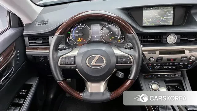 Lexus New ES300h 2018 Белый из Кореи, фото 4