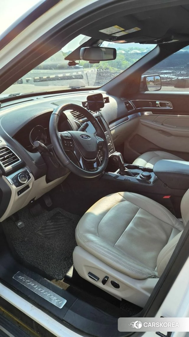 Ford Explorer 2018 Белый из Кореи, фото 4