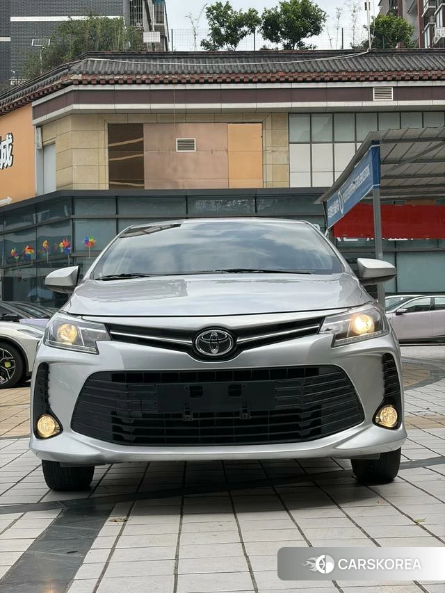 Toyota Vios 2023 Серебристо-серый из Китая, фото 4