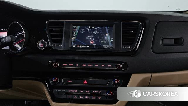 Kia The New Carnival 2018 Белый из Кореи, фото 4