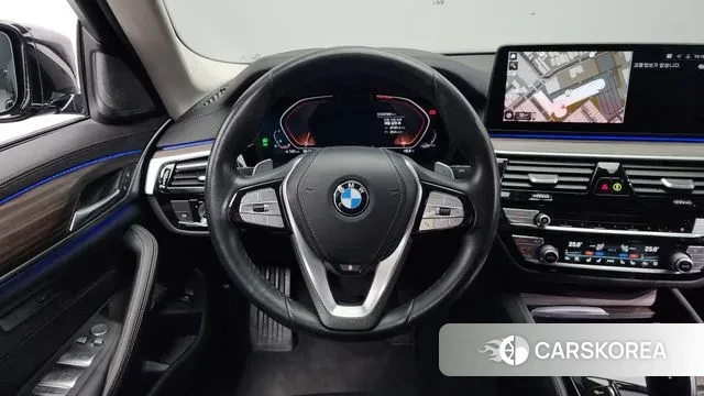 BMW 5 Series (G30) 2021 Черный из Кореи, фото 4