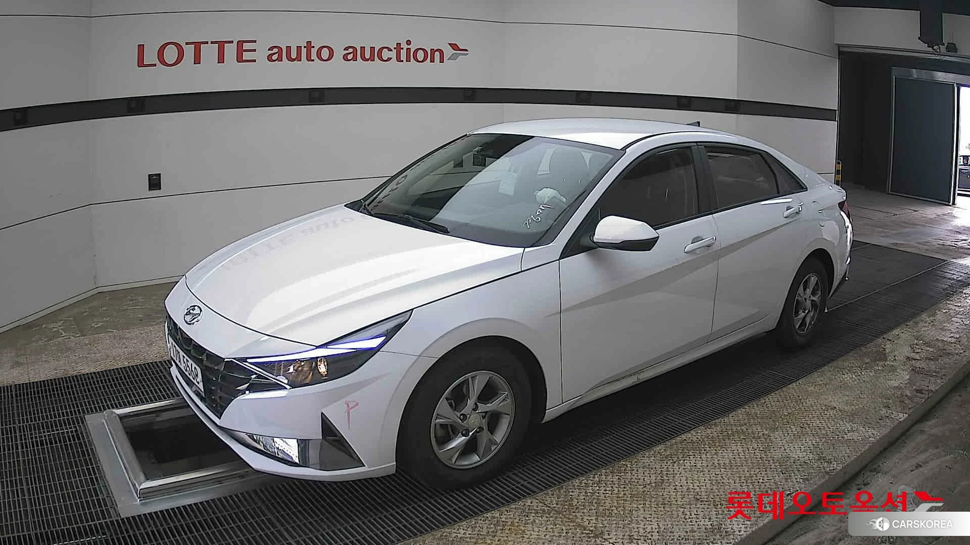 Hyundai Avante 2021 Polar White из Кореи, фото 4