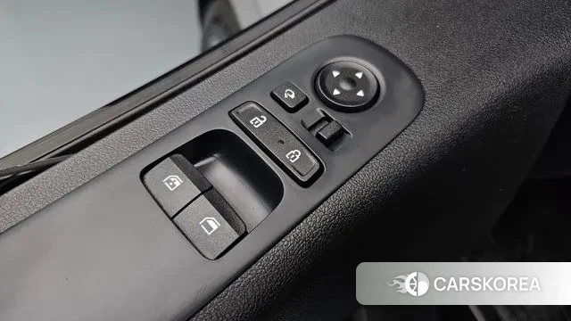 Hyundai Staria 2022 Серебряный из Кореи, фото 4