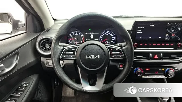 Kia The New K3 2nd generation 2022 Белый из Кореи, фото 4