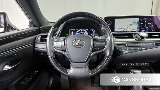 Lexus ES300h 7th generation 2018 Песочный из Кореи, фото 4