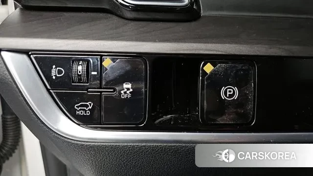 Kia Sportage 5th Generation 2023 Белый из Кореи, фото 4