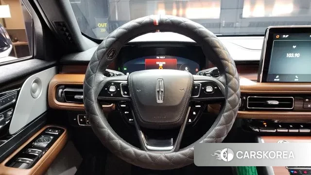 Lincoln Aviator 2nd generation 2021 Белый из Кореи, фото 4