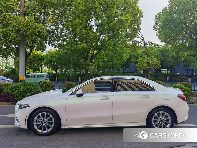 Mercedes-Benz Class A 2021 Белый из Китая, фото 4