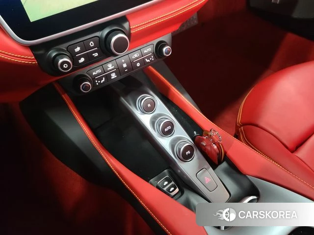 Ferrari Portofino 2019 Черный из Кореи, фото 4