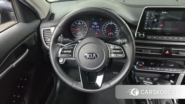 Kia Seltos 2020 Серый из Кореи, фото 4