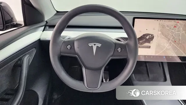 Tesla Model Y 2023 Черный из Кореи, фото 4
