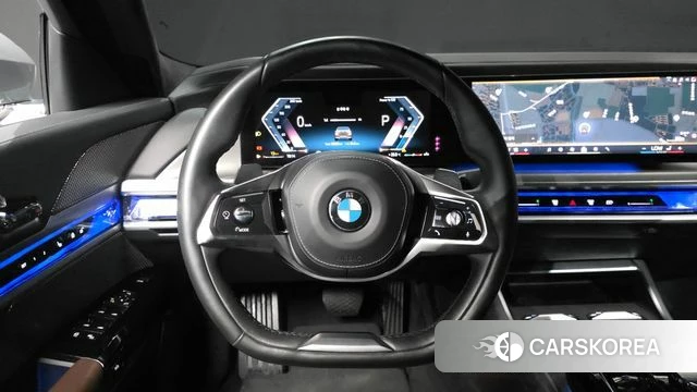 BMW 7 Series (G70) 2023 Серебристо-серый из Кореи, фото 4
