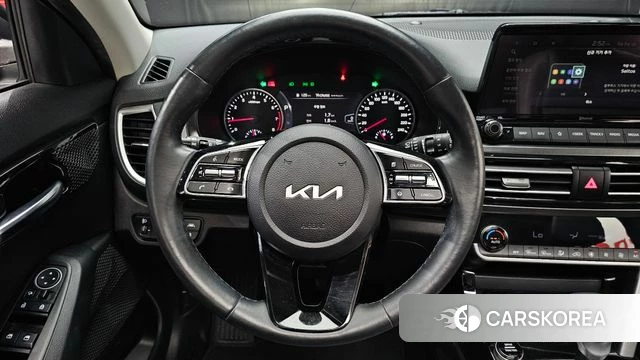 Kia Seltos 2022 Черный из Кореи, фото 4