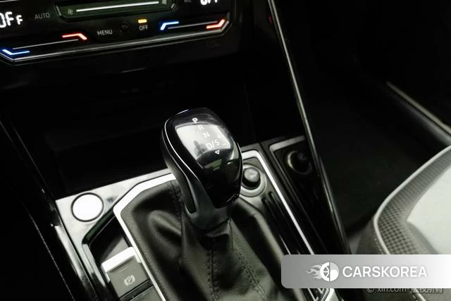 Volkswagen Tanyue X 2021 Белый из Китая, фото 4
