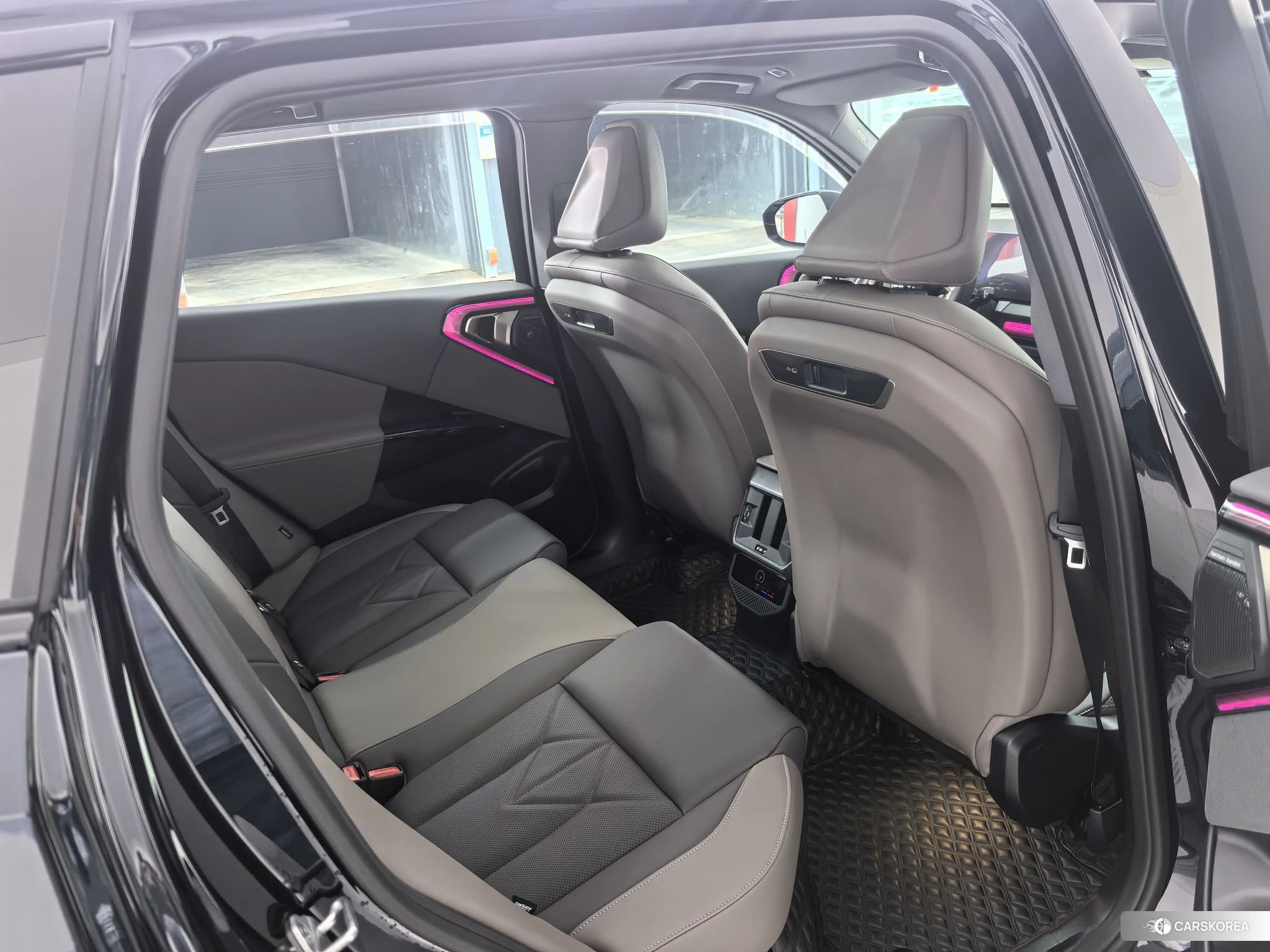 BMW X3 2026 Черный из Китая, фото 4