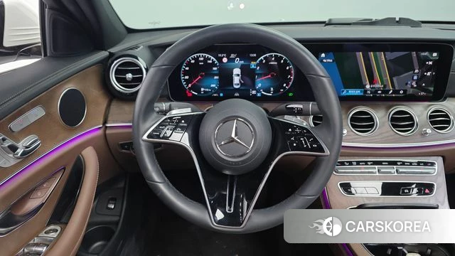 Mercedes-Benz E-Class W213 2023 Белый из Кореи, фото 4
