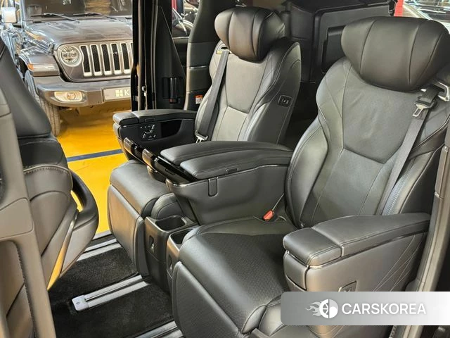 Toyota Alphard 4th Generation 2024 Черный из Кореи, фото 4