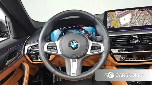 BMW 5 Series (G30) 2021 Черный из Кореи, фото 4