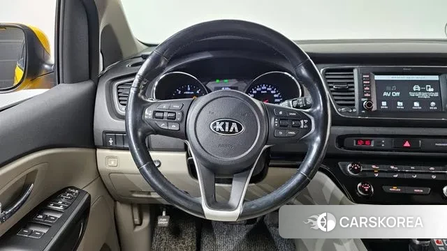Kia The New Carnival 2018 Желтый из Кореи, фото 4