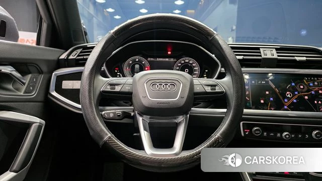 Audi Q3 (F3) 2022 Серый из Кореи, фото 4