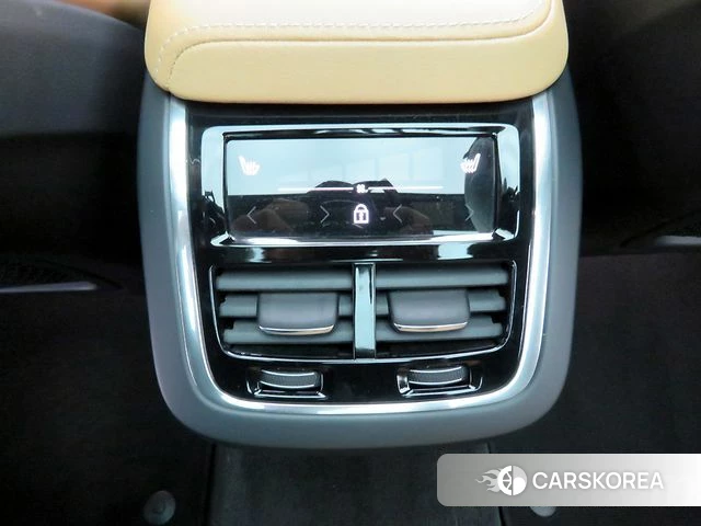 Volvo V60 Cross-Country 2nd Generation 2021 Белый из Кореи, фото 4