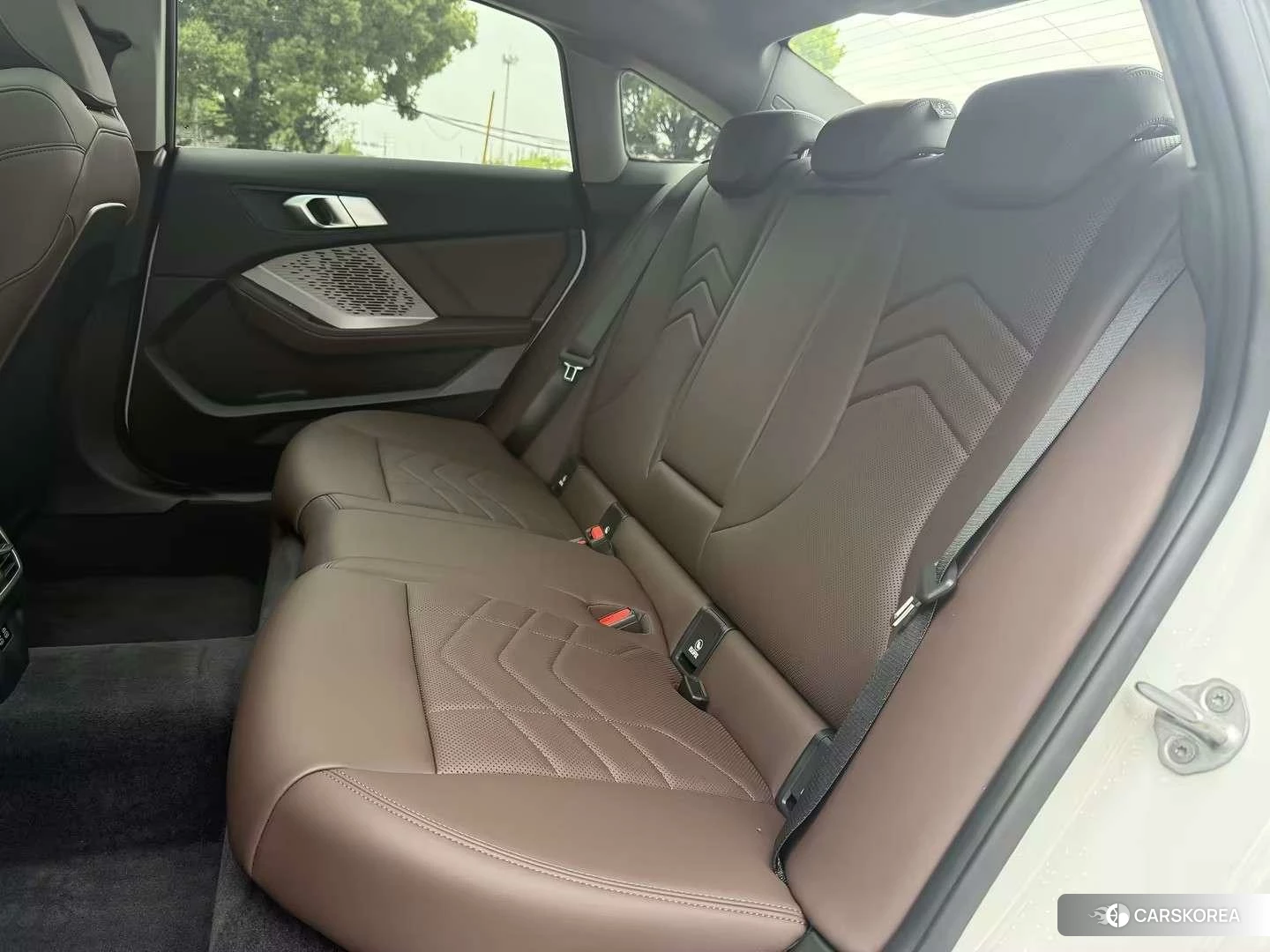 BMW 2 series 2025 Белый из Китая, фото 4