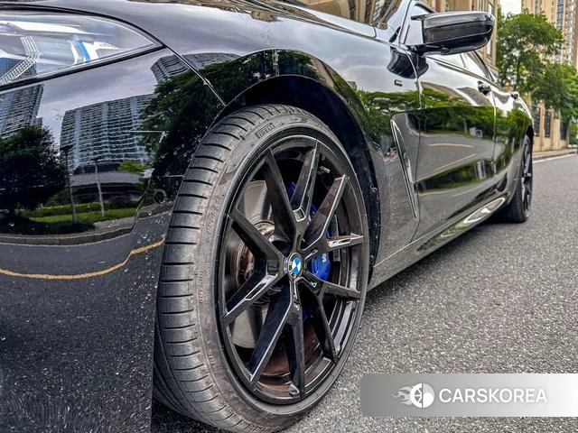 BMW 8 series 2022 Черный из Китая, фото 4