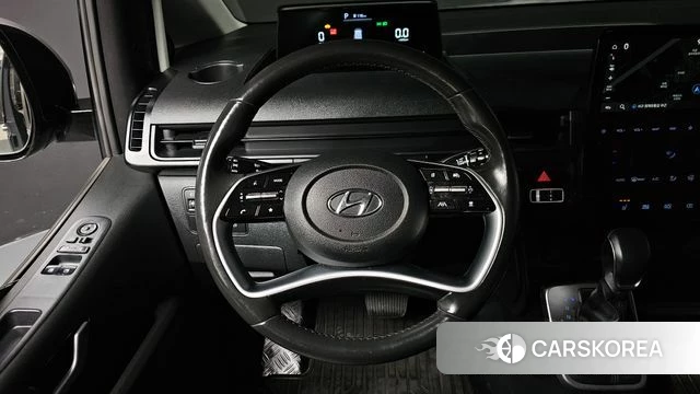 Hyundai Staria 2023 Серебристо-серый из Кореи, фото 4