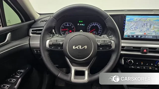 Kia K5 3rd generation 2023 Белый из Кореи, фото 4