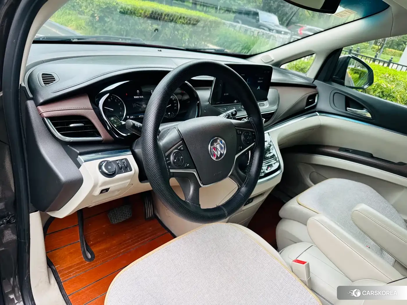 Buick GL8 2020 Champagne/brown из Китая, фото 4