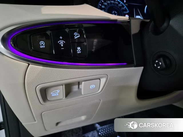 Genesis GV70 2023 Белый из Кореи, фото 4