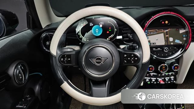 Mini Cooper S 2023 Зеленый из Кореи, фото 4