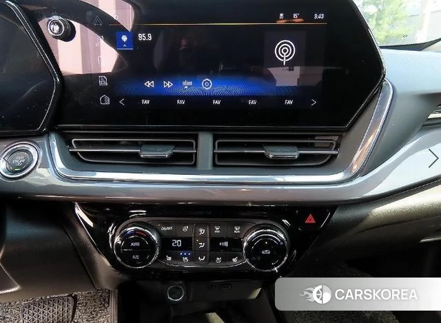 Chevrolet (GM Daewoo) Trax Crossover 2024 Белый из Кореи, фото 4