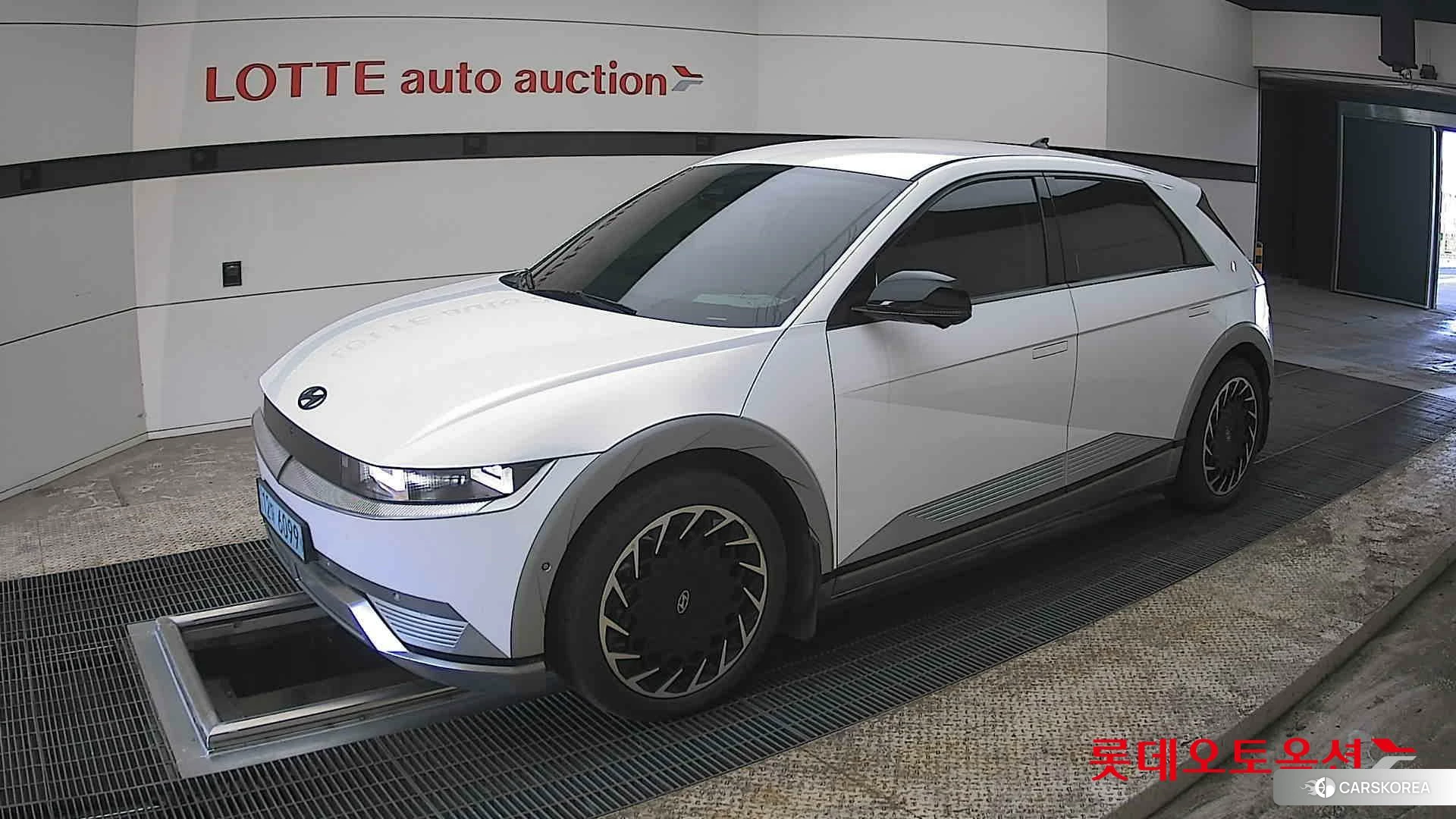 Hyundai IONIQ 5 2022 Atlas White из Кореи, фото 4