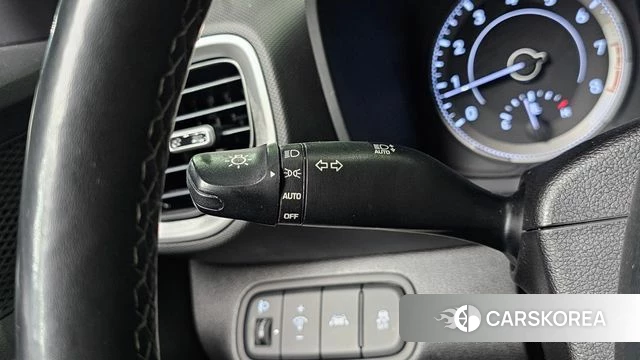 Hyundai Venue 2019 Серый из Кореи, фото 4