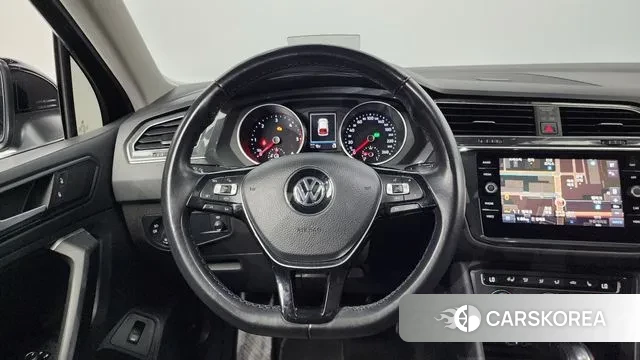 Volkswagen Tiguan second Generation 2019 Черный из Кореи, фото 4