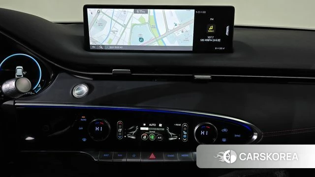 Genesis GV70 2022 Белый из Кореи, фото 4