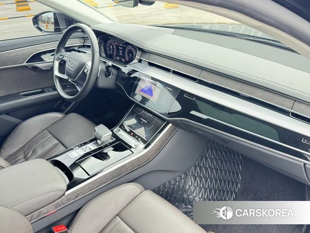 Audi A8 2023 Черный из Китая, фото 4