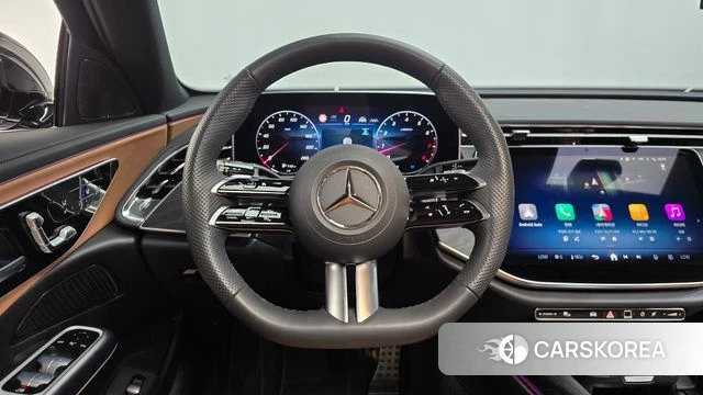 Mercedes-Benz E-Class W214 2025 Черный из Кореи, фото 4