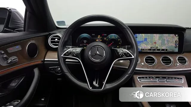 Mercedes-Benz E-Class W213 2022 Серый из Кореи, фото 4
