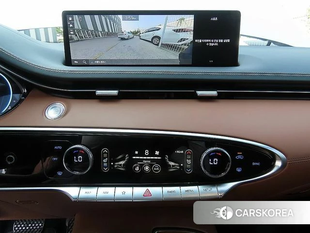 Genesis GV70 2023 Белый из Кореи, фото 4